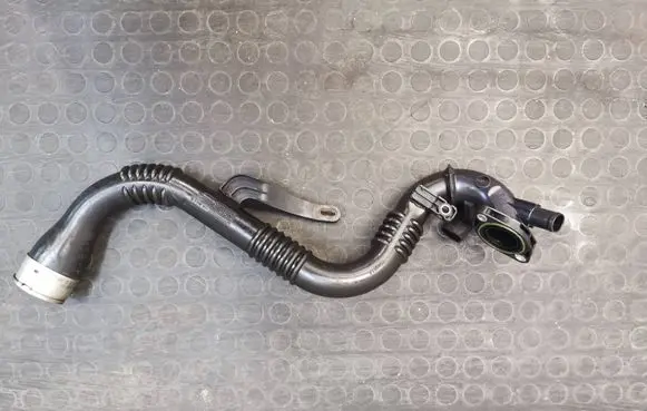Nissan Juke I F15 Intercooler hose/pipe 144605243R 104950C