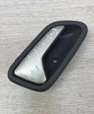 Suzuki Liana Front door interior handle XYS7S1H003