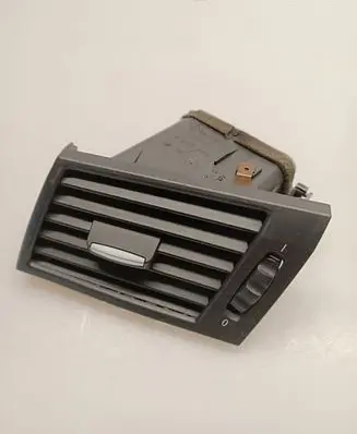 BMW X3 E83 Dashboard side air vent grill/cover trim 3400075