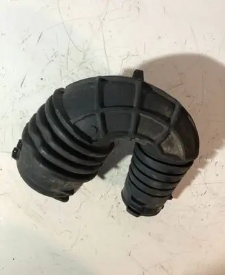 Audi A4 S4 B8 8K Air intake hose/pipe 4f0129615K