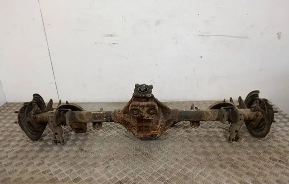 Dodge Nitro Rear axle beam with reductor 