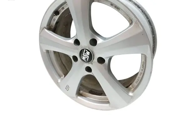 Volkswagen Touareg I R18 alloy rim