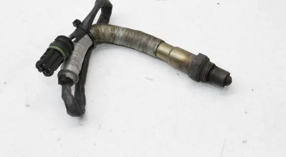 BMW 6 E63 E64 Lambda probe sensor 7545243