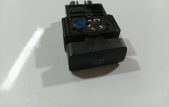 Toyota Corolla Verso AR10 Windscreen/window heater switch 153943