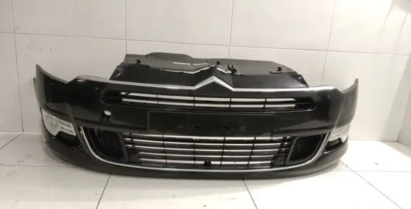 Citroen C5 Front bumper 2001585