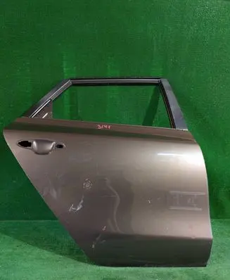 KIA Ceed Rear door