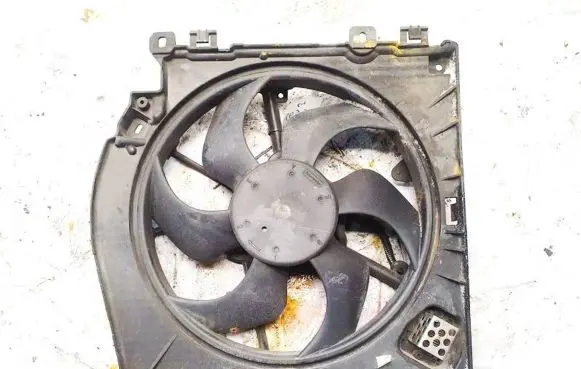 Renault Modus Radiator cooling fan shroud 1831442016f