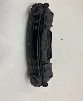 Mercedes-Benz E W211 Climate control unit 2118300890 00063706