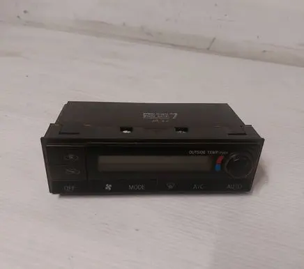 Nissan X-Trail T30 Climate control unit 275008H802 3B22 3N28234700
