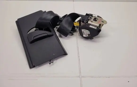 Ford Kuga III Front seatbelt LV4BS61294ADW