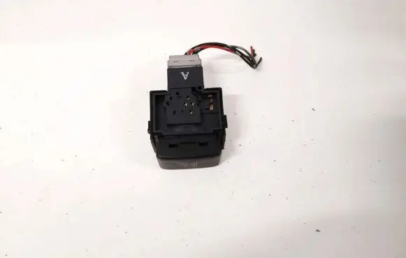 Nissan Qashqai ESP (stability program) switch 