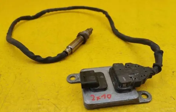 Mercedes-Benz ML W166 Lambda probe sensor A0009050308 A0009050208 17080607172