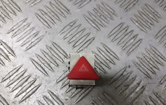 Volkswagen PASSAT B6 Hazard light switch 1T0953509