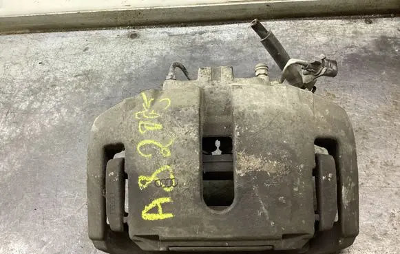 Audi A8 S8 D3 4E Front brake caliper