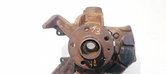 Audi A3 S3 8L Front wheel hub