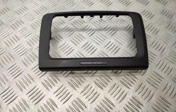 Skoda Superb B6 (3T) Radio/GPS head unit trim 3T0858069 3C0919234A