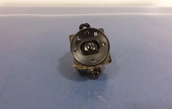 Hyundai i10 Mirror heating switch 