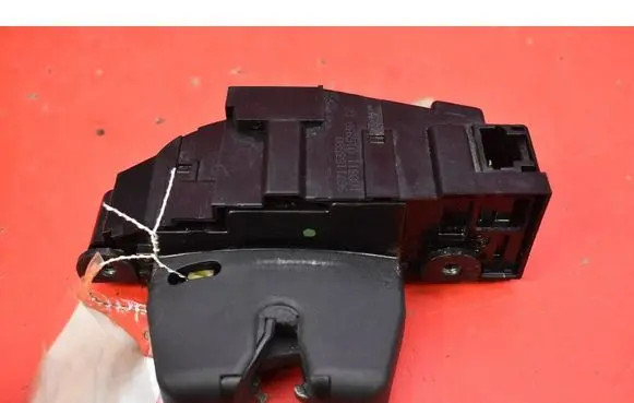 Peugeot 508 RXH Tailgate/trunk/boot lock/catch/latch 9671153580