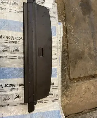 Volkswagen PASSAT B7 Parcel shelf load cover 3AF867871