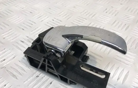 Nissan Qashqai+2 Front door interior handle 80670JD08449