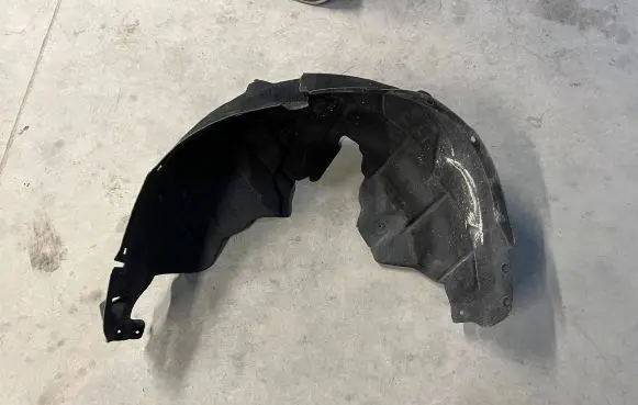 BMW X1 U11 Rear arch fender liner splash guards 9465709 51719465409