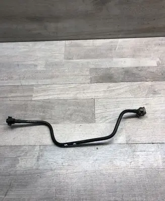 Engine coolant pipe/hose