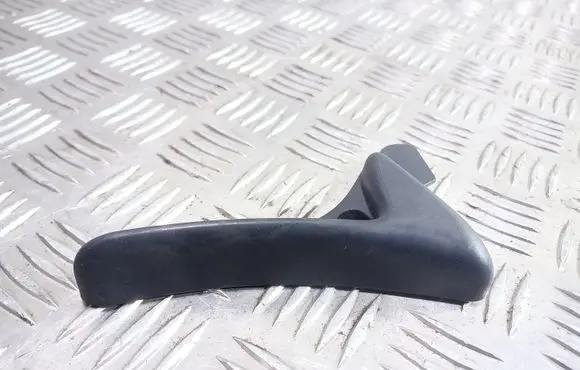 Mitsubishi Lancer VIII Seat adjustment handle 