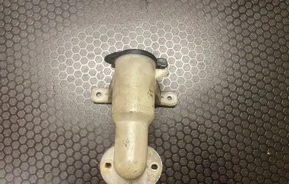 Hyundai Terracan Window washer liquid tank fill tube 98620H1000