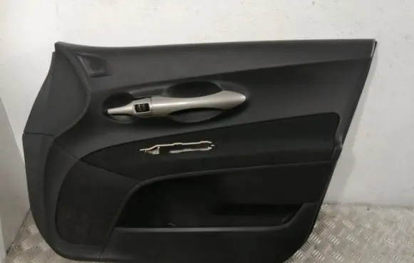 Toyota Auris 150 Front door card panel trim 6761002D70B0 6777702190 835FR31