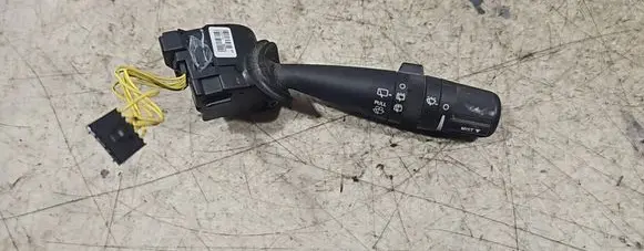 Suzuki Swift I Wiper control stalk 214867205