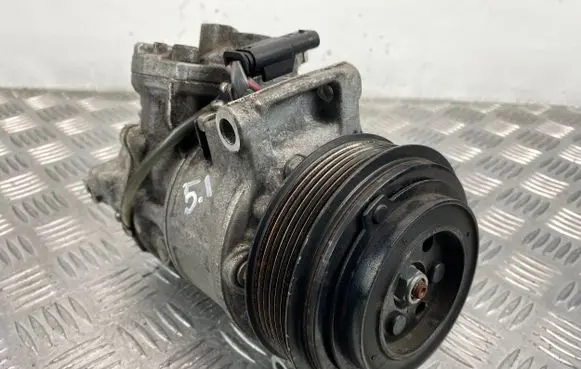Mercedes-Benz E W212 Air conditioning (A/C) compressor (pump) A0008304400