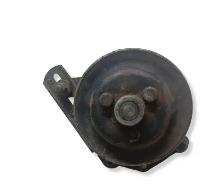 BMW 3 E30 Power steering pump 7681955110 0863835