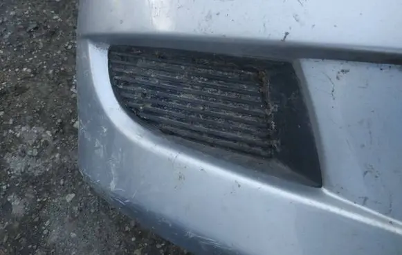 Mitsubishi Lancer Front bumper lower grill