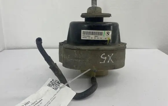 BMW X5 F15 Engine mount bracket 686433504 160042