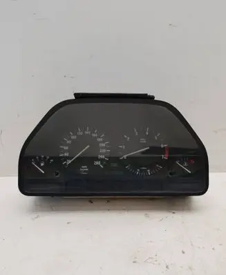 Speedometer (instrument cluster)