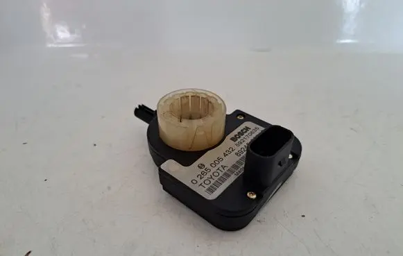 Toyota Avensis T250 Steering angle sensor 0265005432 8924502010 592170635