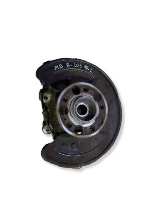 Mercedes-Benz C W205 Rear wheel hub 