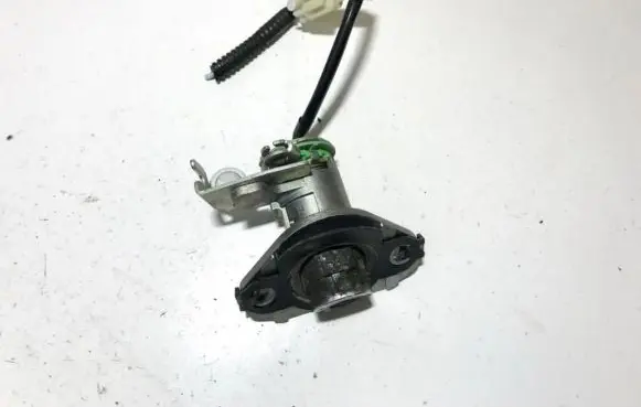 Lexus IS 220D-250-350 Tailgate exterior lock 