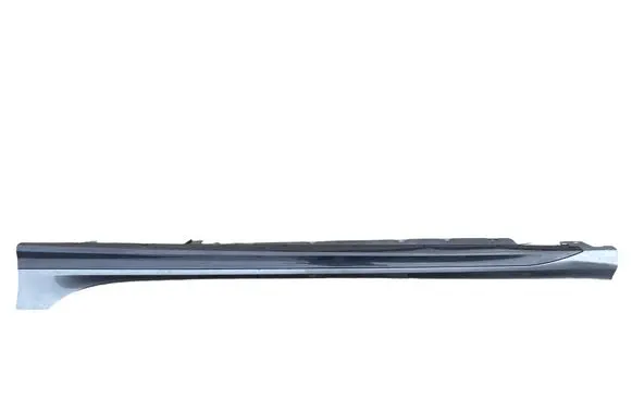 BMW 2 F44 Foot area side trim 8075465