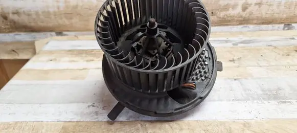 Volkswagen Jetta V Heater fan/blower 3C0907521 987651G F011500002