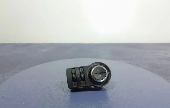 Opel Insignia A Light switch 13268694