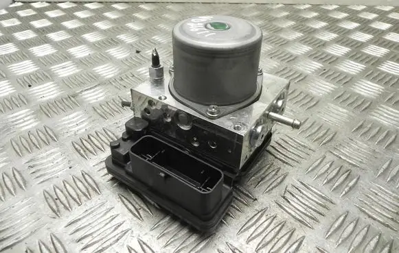 Nissan Leaf II (ZE1) ABS control unit/module 476605SH50 VD21611