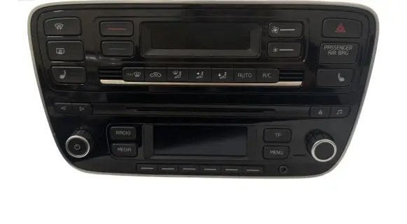 Volkswagen Up Radio/CD/DVD/GPS head unit 1S0035156F VWZAZ1P0120413
