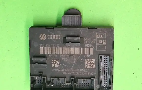 Audi A5 8T 8F Door control unit/module 8T0959793Q 8T0959793F