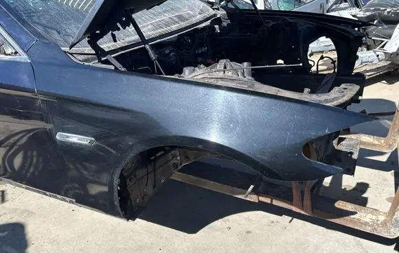 BMW 5 F10 F11 Fender 