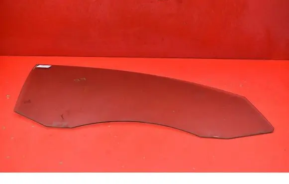 Volkswagen PASSAT B6 Front door window glass four-door 