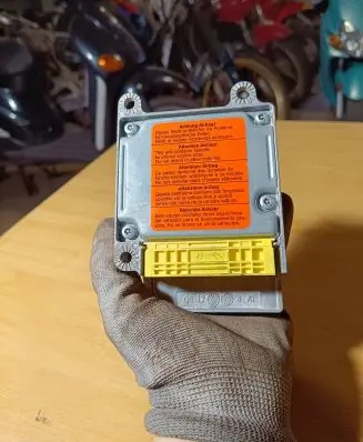 Seat Alhambra (Mk1) Airbag control unit/module 1C0909605 28010204D 5WK43121