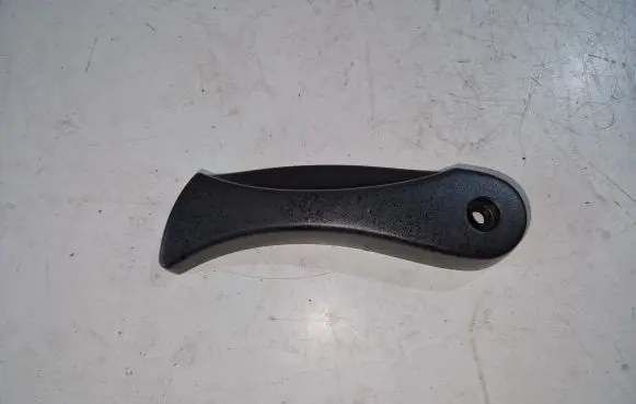 BMW 7 E65 E66 Engine bonnet (hood) release handle 8268349