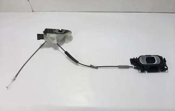 Citroen C4 Cactus Coupe door lock (next to the handle) 98012886VV 190385