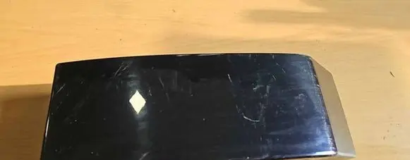 Volvo XC90 Rear/tail light trim molding 30698133 3DHA